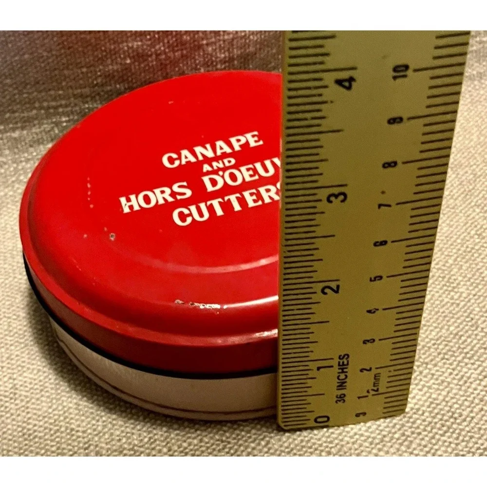 Vintage Canape Hors D'oeuvre Cutters Set 12 Piece Metal Tin Made in Japan Red